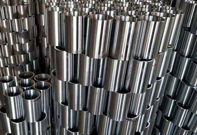 鋼筒、鋼套